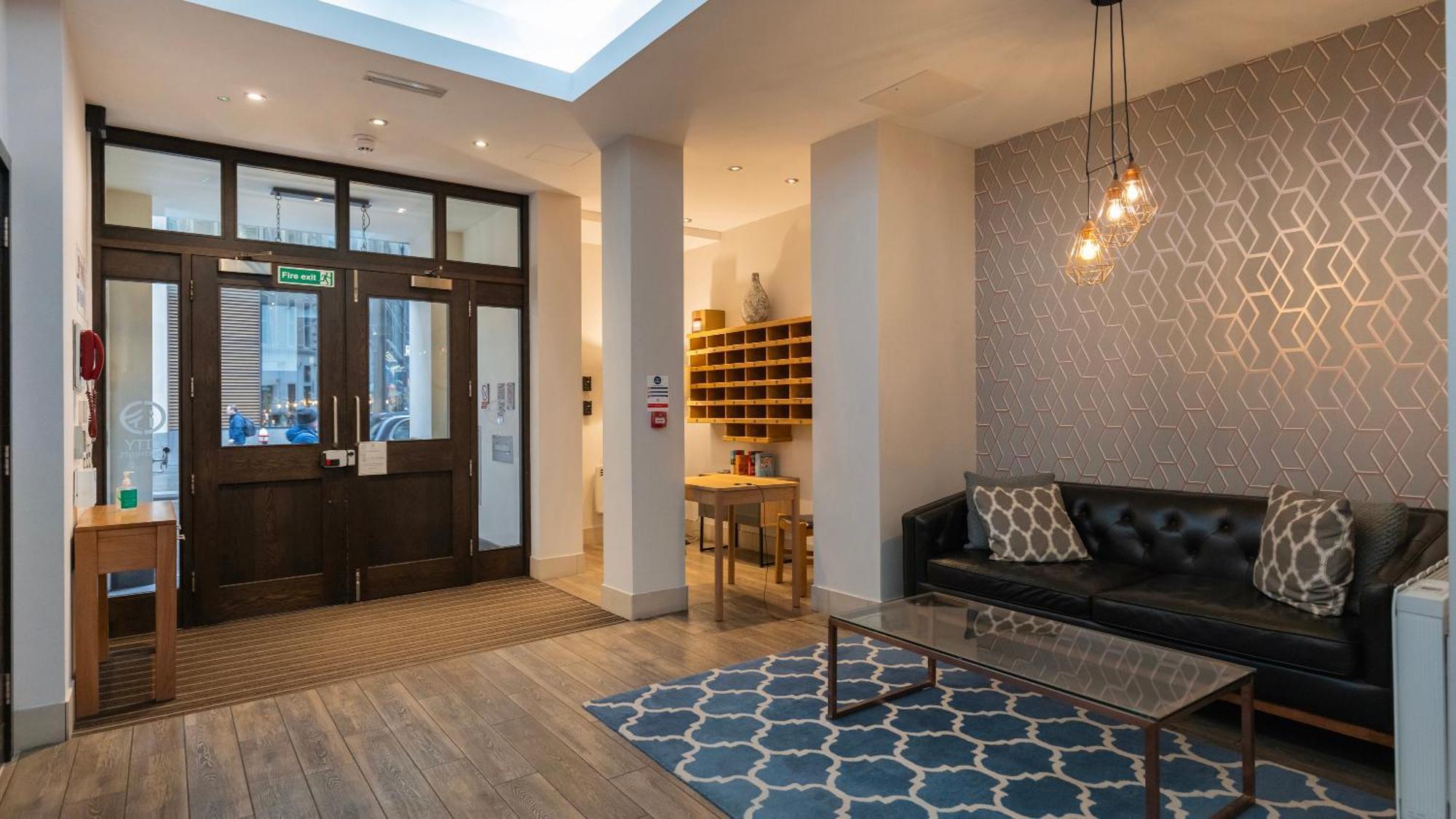 Cannon Street Serviced Apartments By Lovelystay London Eksteriør billede