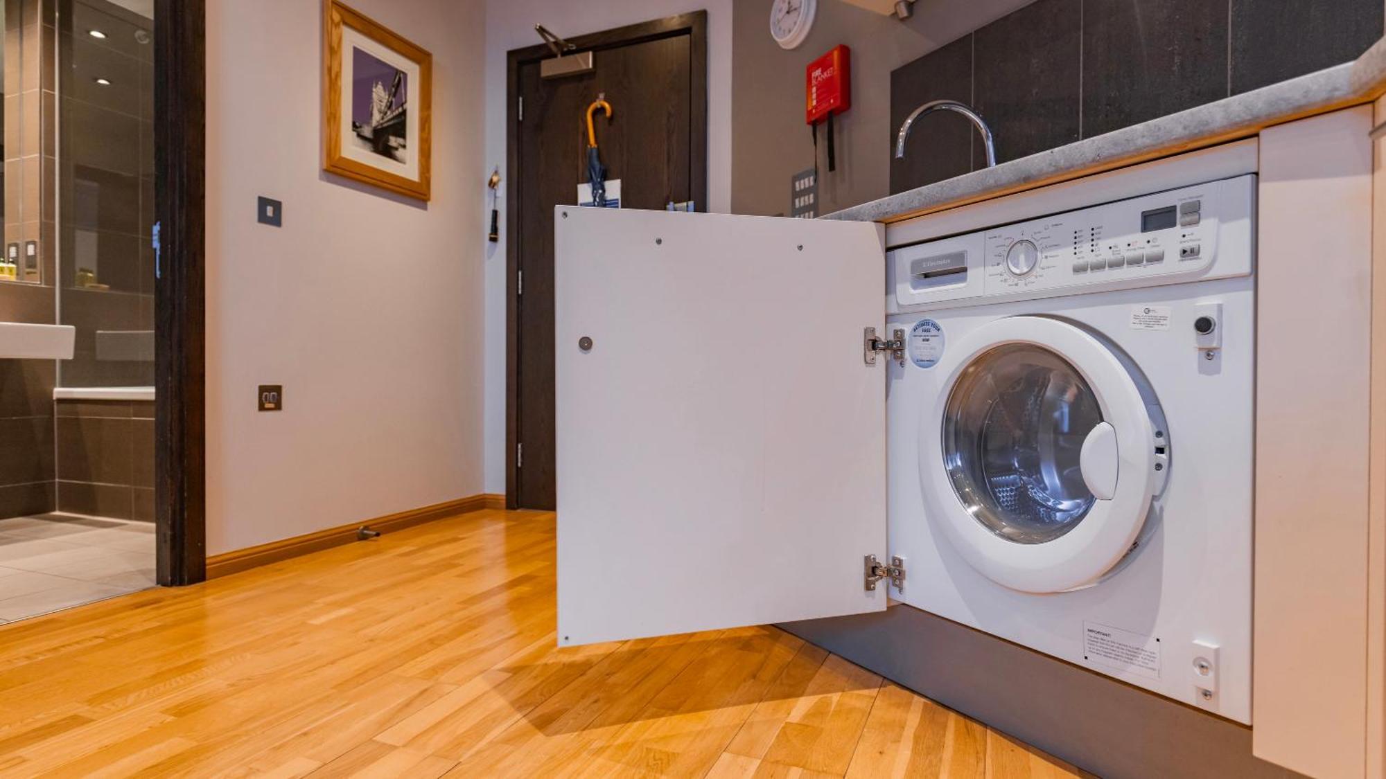 Cannon Street Serviced Apartments By Lovelystay London Eksteriør billede