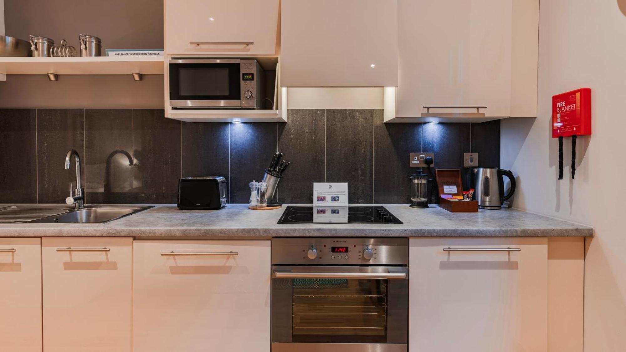 Cannon Street Serviced Apartments By Lovelystay London Eksteriør billede