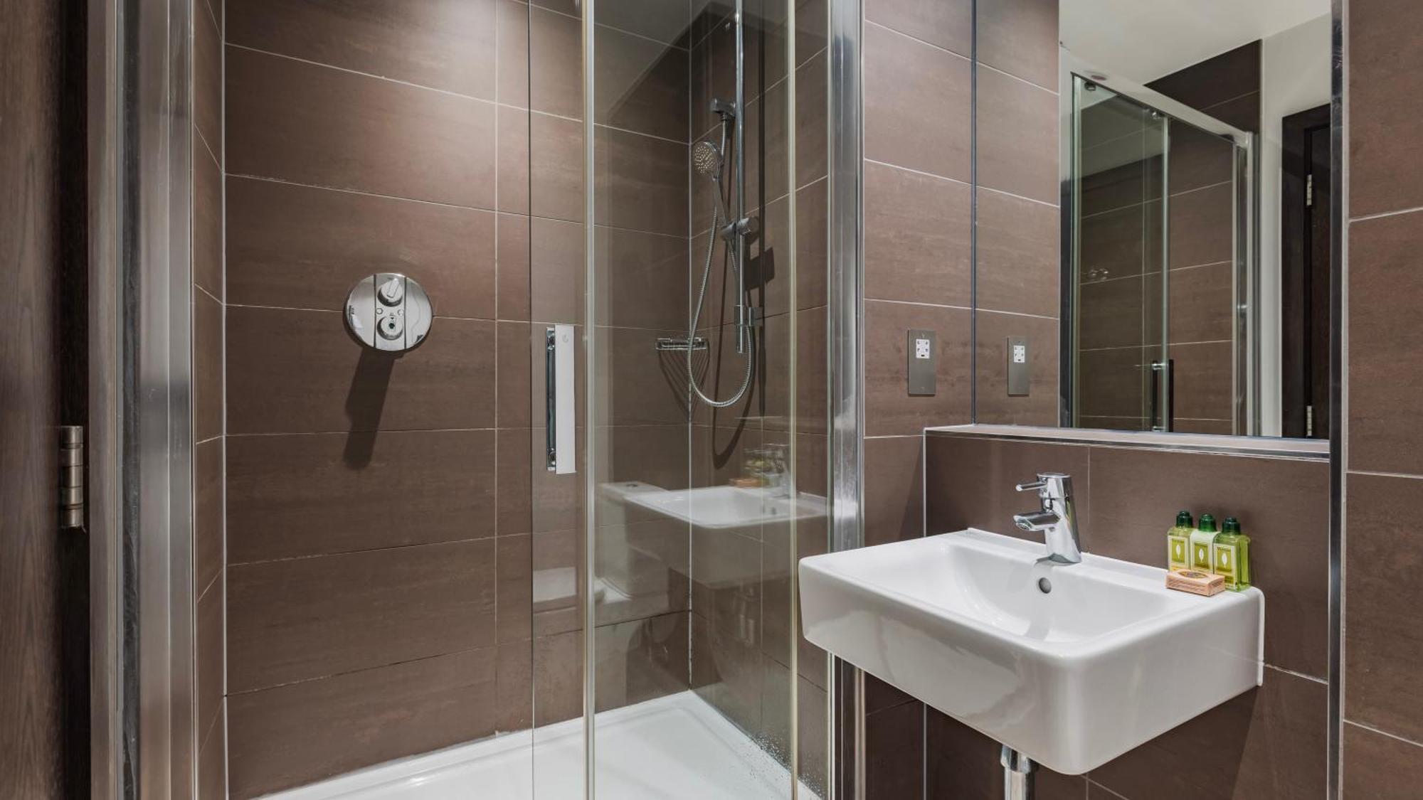 Cannon Street Serviced Apartments By Lovelystay London Eksteriør billede